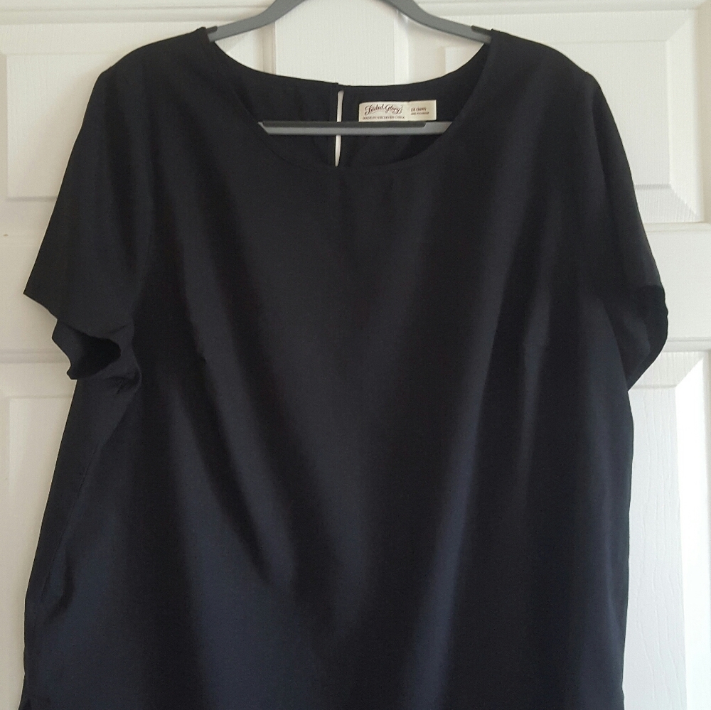Top black shirt